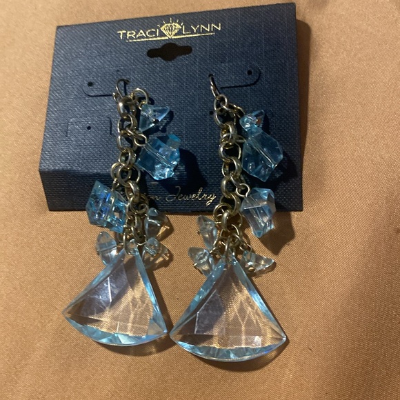 TraciLynn Costume Jewelry “Splash Necklace and Earrings set. - Picture 2 of 4